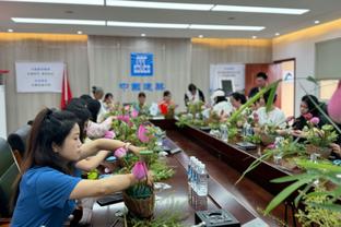 津媒：当地主管部门没有托管打算，广州队若无法通过准入只能解散